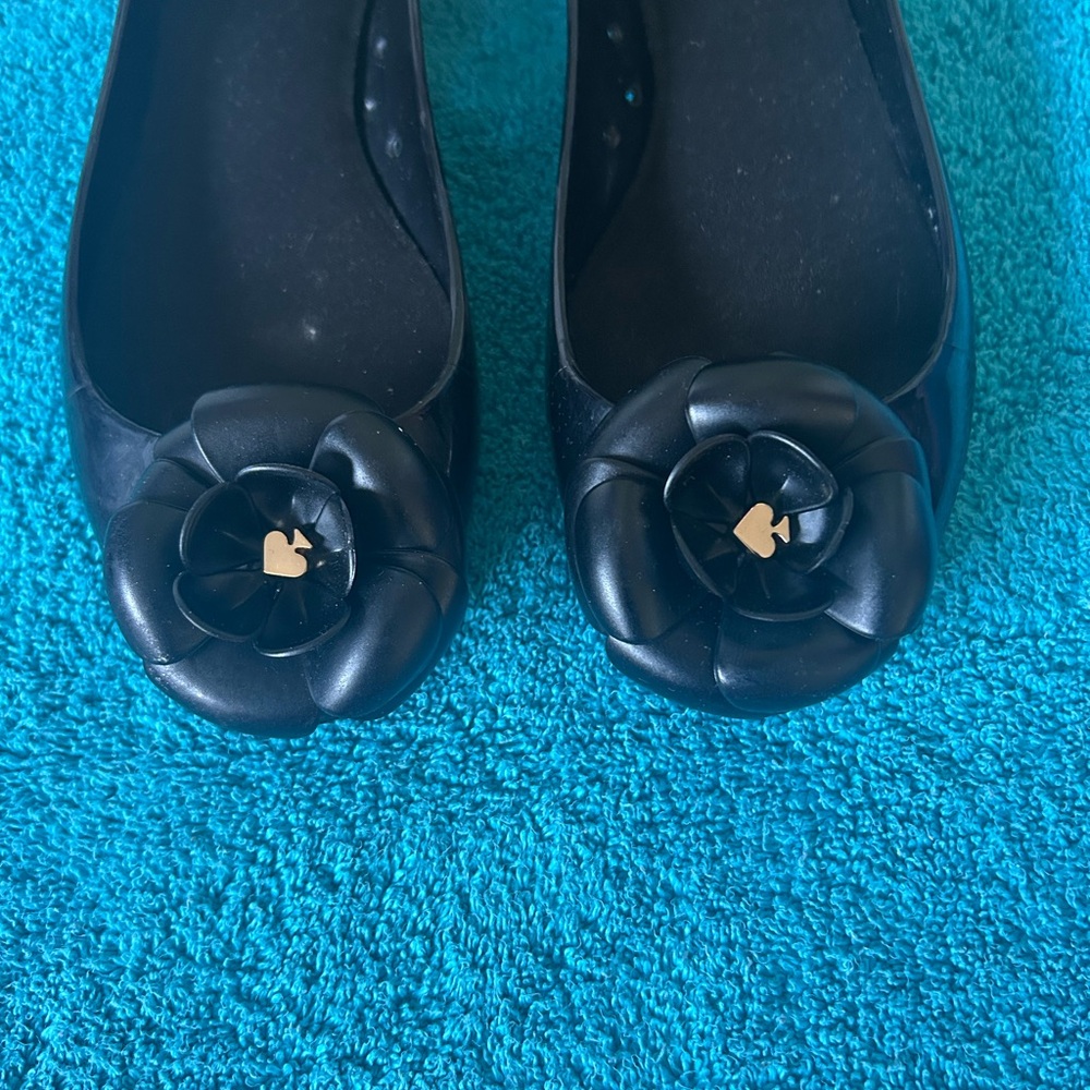 Kate Spade Jade Jelly Black Flats with Floral Accent Sz 9 - Picture 12 of 14